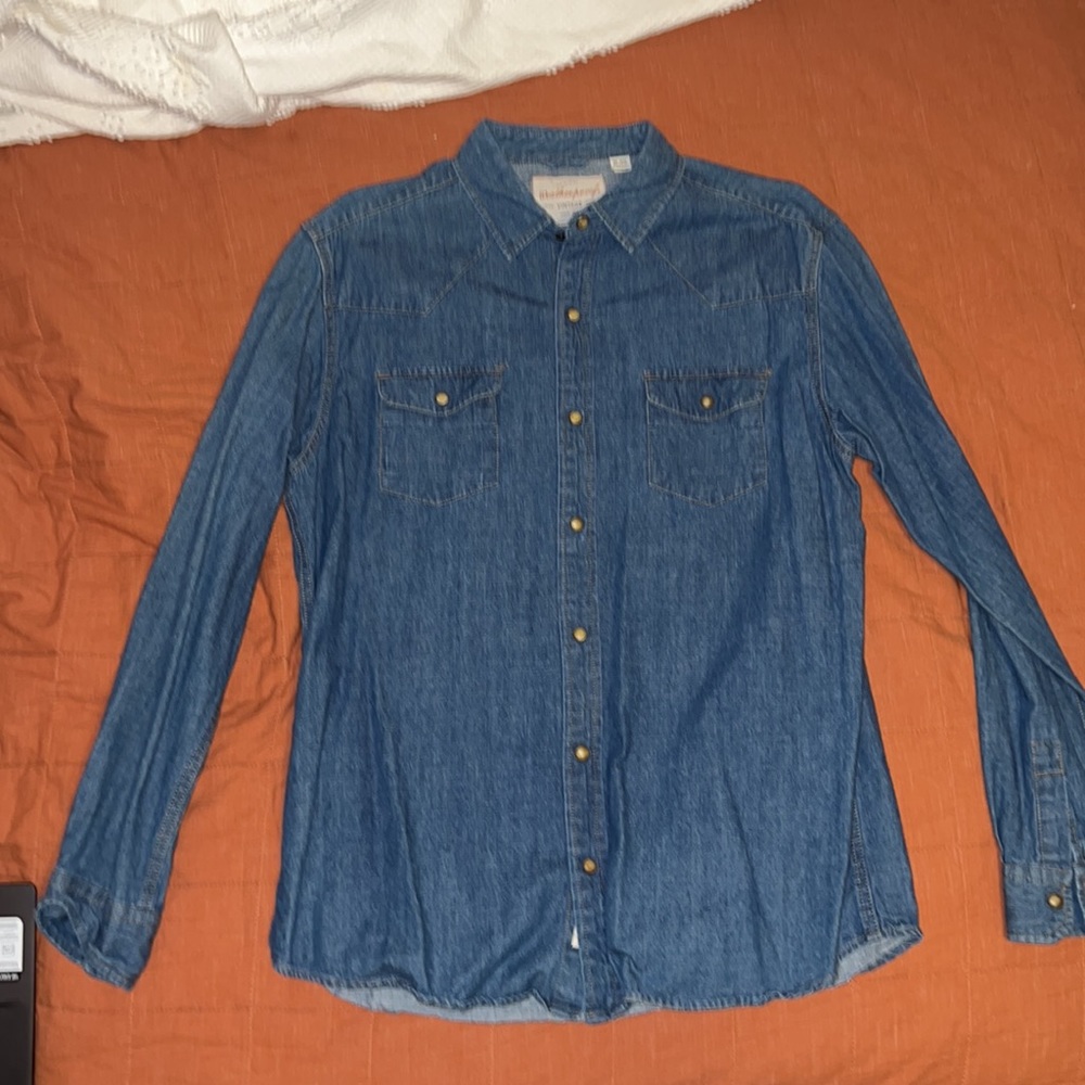 Weatherproof Denim Button Down. Men’s XL.